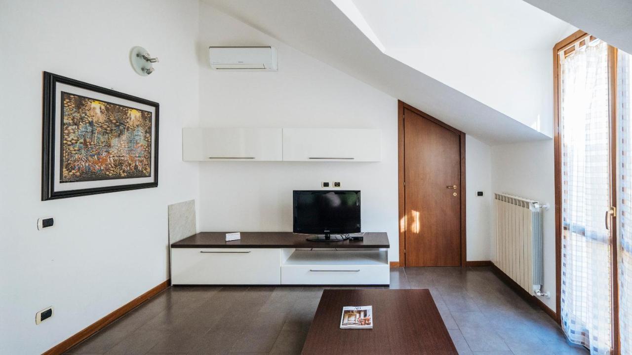 알라시오 Viale Hambury 51 아파트 외부 사진